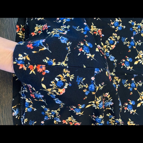Mock Turtleneck Cotton Floral Dress - Picture 4 of 6